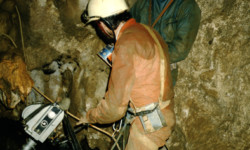 Gouffre du Petit Siblot (Doubs). Tournage avec Alain Baptizet Spéléologie - Siblot