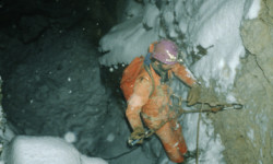 Gouffre du Bief Bousset (Doubs). Puits d'entrée Spéléologie - Bief-Bousset