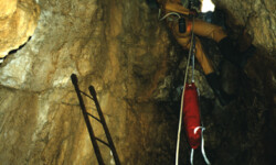 Aven des Ténèbres (Alpas Maritimes) Spéléologie - Audibergue-tenebres