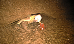 Rivière souterraine de Chauveroche (Doubs)- lac de boue liquide Spéléologie - Chauveroche