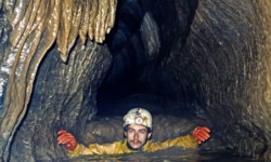 Immersion dans la rivière du Moulin des Isles (Doubs) Spéléologie - Moulins-des-Isles