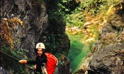 Bendola 1991 - Bendola - Laurent attaque une descente Bendola - Laurent attaque une descente