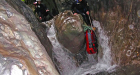 Franchissement d'une cascade Bendola 2005 - Franchissement d'une cascade