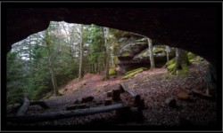Saint Quirin - dans la grotte des Bacelles Saint Quirin - dans la grotte des Bacelles
