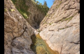 le vallon s'encaisse petit à petit Bendola : le vallon s'encaisse petit à petit