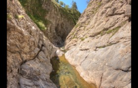 le vallon s'encaisse petit à petit Bendola : le vallon s'encaisse petit à petit