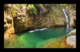 Vasque avant la cascade de 40m Bendola : Vasque avant la cascade de 40m