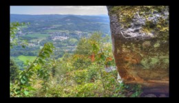 Roche Mère Henry et vallée du Rabodeau Roche Mère Henry et vallée du Rabodeau