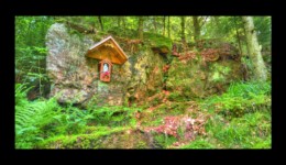 Source à la Chapelle de Malfosse Source à la Chapelle de Malfosse