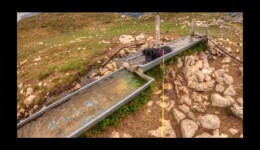Rafraîchissement à la cabane du Chourum Clot Rafraîchissement à la cabane du Chourum Clot