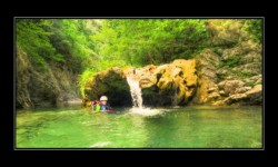 Cascade de tuf Bendola : Cascade de tuf