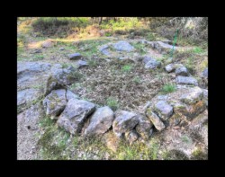 La Croix Guillaume site gallo-romain sépulture Saint Quirin - La Croix Guillaume site gallo-romain