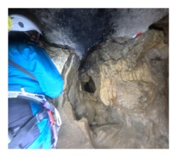 Entrée du gouffre de l'Avenir Entrée du gouffre de l'Avenir