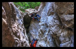 Désescalade très délicate dans la partie sèche de la Bendola