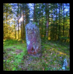 Borne milliaire vers la Croix Simon