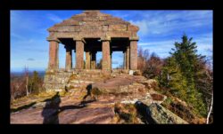 Le "temple" du Donon construit en 1869